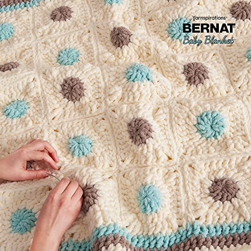 Bernat Baby Blanket Big Ball Vanilla | #6 Super Bulky Yarn, 100% Polyester, Soft Baby Blanket Yarn for Crochet, Knitting & Crafts, 220yds, 300g/10.5oz, 1 Pack