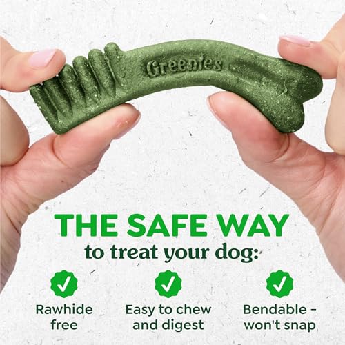 Greenies Regular Dental Dog Treats, Original Chicken Flavor, 36 Count | Veterinarian-recommended, supports oral health & freshens breath, clean to gumline, for dogs 25-50 lbs, chicken flavor