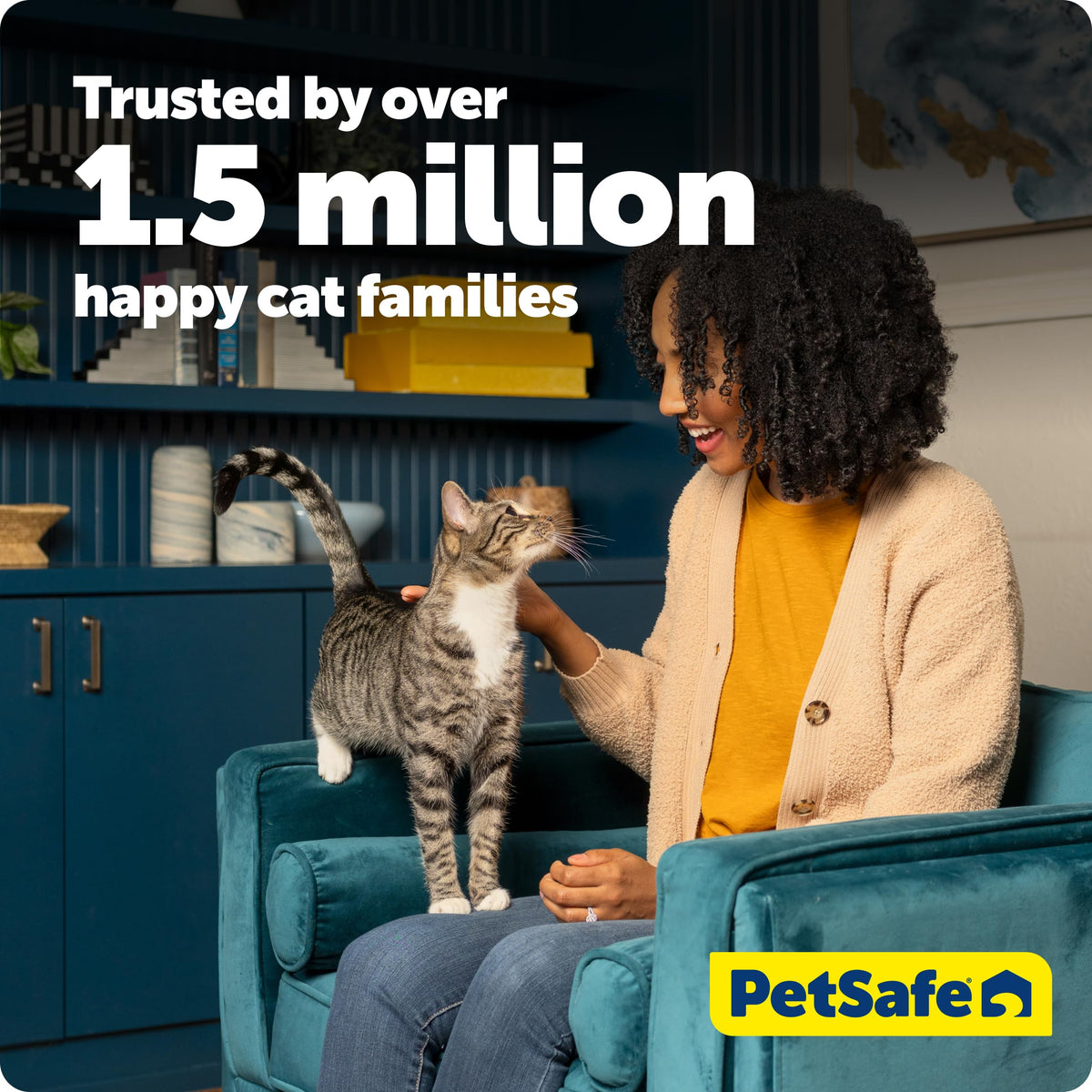 PetSafe ScoopFree Premium Crystal Litter, Fresh Scent, 4.3 Lb Bag, 2 Pack | Ultra-Absorbent Crystal Cat Litter, 5x Faster Odor Control, 99% Dust-Free, Low Tracking, Refills Any Cat Box or Tray