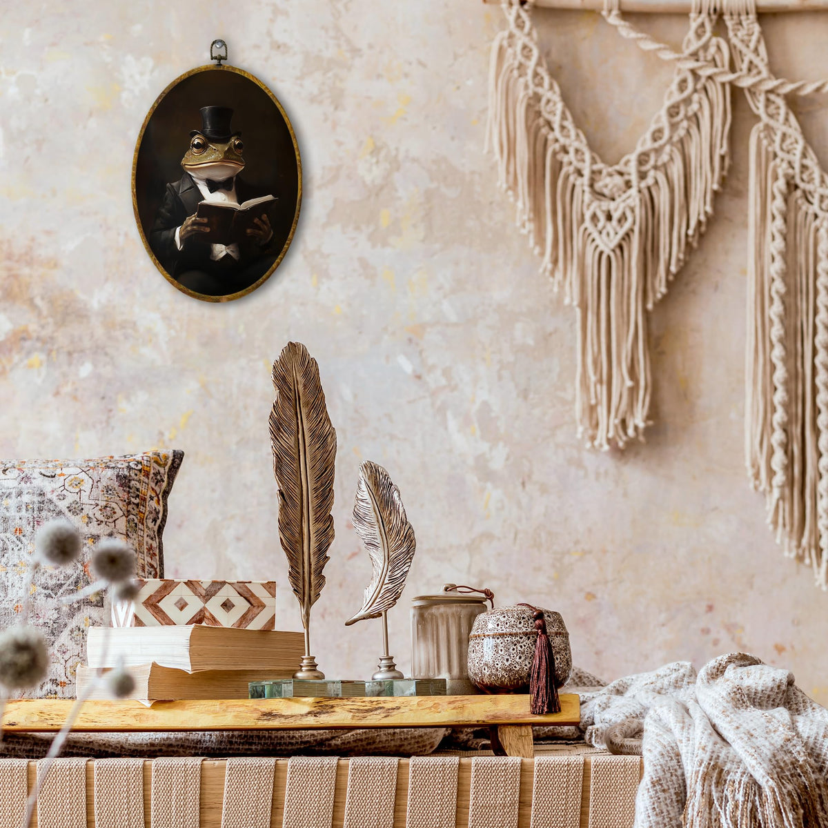 shiviody Vintage Frog Canvas Wall Art Decor, Funny Victorian Frog Gothic Animal Wall Art, Retro Dark Moody Academia Animal Oval Hanging Frame Prints Decorations for Farmhouse Home Dorm 8.6"x11.4"