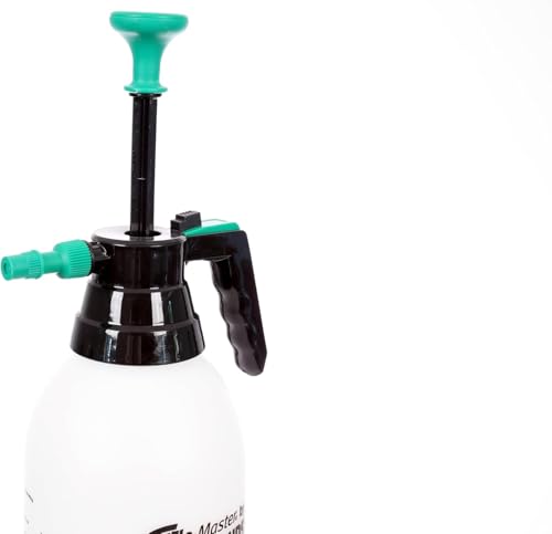 Flo-Master by Hudson Half-Gallon Home and Garden Handheld Sprayer