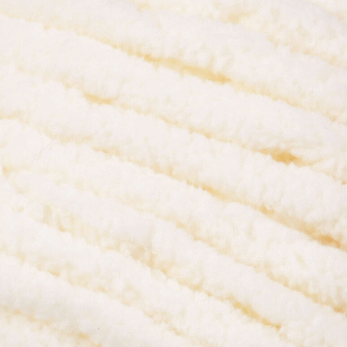 Bernat Baby Blanket Big Ball Vanilla | #6 Super Bulky Yarn, 100% Polyester, Soft Baby Blanket Yarn for Crochet, Knitting & Crafts, 220yds, 300g/10.5oz, 1 Pack