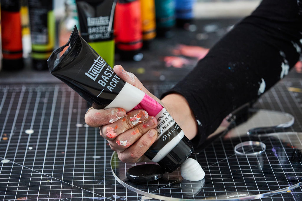 Reeves Liquitex Basics Acrylic Gesso 16 Oz. | Matte white, opaque finish. Creates the ideal absorbency, stiffness and adhesion for paint.